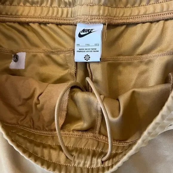 Nike Sportswear Club Tribute Jogger Pants Men’s XXL Tan Gold Tapered Sweatpants - Picture 4 of 5